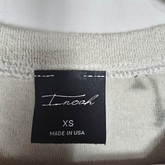 Inoah Floral Shabby Chic Terry Cloth Lagenlook 3/4 Sleeve Top - Picture 6 of 7